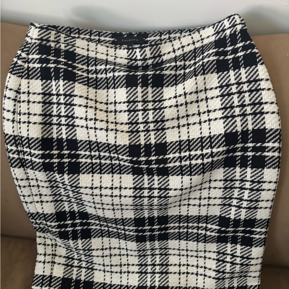 Talbots Monochrome Patterned Pencil Skirt